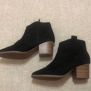 Black Roebuck and co western booties